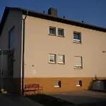 Mi Ka Mit Garten Apartment