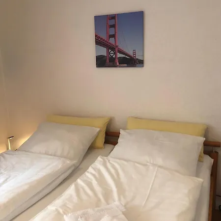 Mika Mit Garten * Limburg an der Lahn